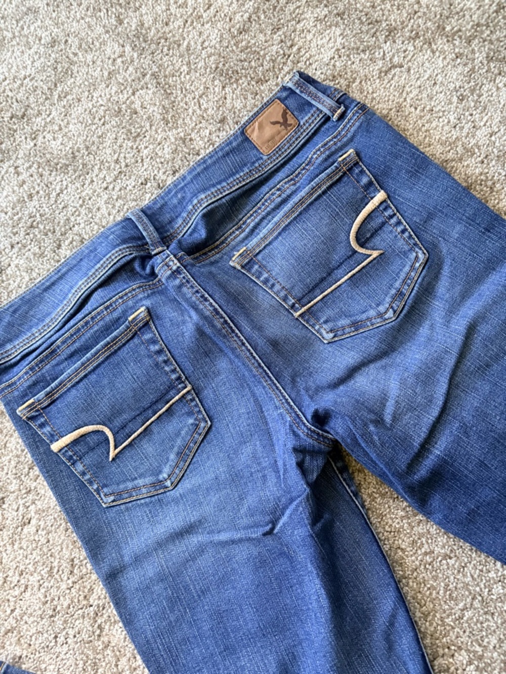 American Eagle Outfitters Boot Cut Women's Jeans in Medium Blue, 10 Long